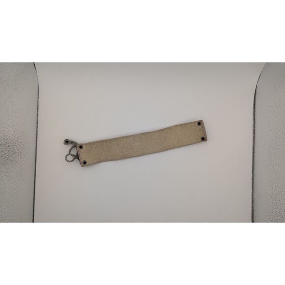 Vintage Pink Embossed Leather Cuff Wide Suede Band Antique Silver Hook Clasp - Picture 3 of 3